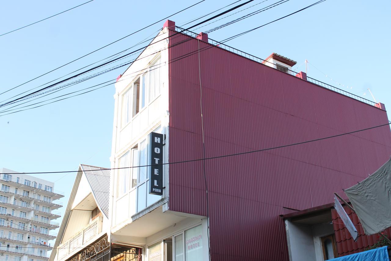 Hotel Peria バトゥーミ エクステリア 写真